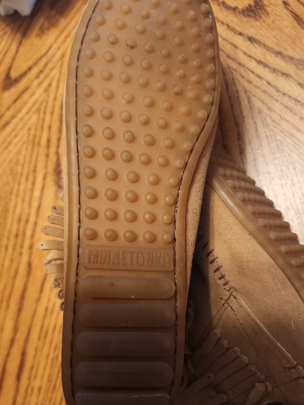 Minnetonka Suede Moccasin Interior Label - Tan - Picture 4 of 6